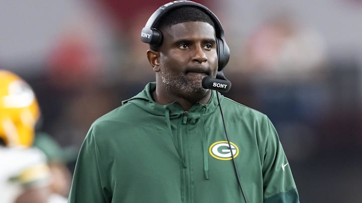 Green Bay Packers passing game coordinator (defense) Derrick Ansley against the Arizona Cardinals at State Farm Stadium. Mandatory Credit: Mark J. Rebilas-Imagn Images Green Bay Packers passing game coordinator (defense) Derrick Ansley against the Arizona Cardinals at State Farm Stadium. Mandatory Credit: Mark J. Rebilas-Imagn Images