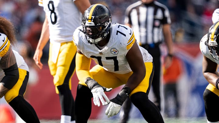 Pittsburgh Steelers left tackle Broderick Jones