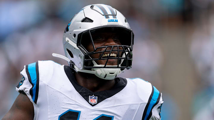 Carolina Panthers outside linebacker Nic Scourton