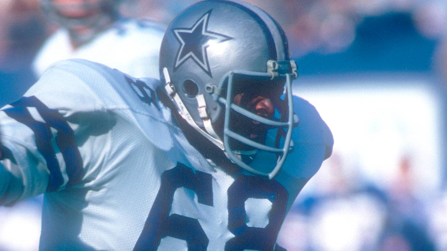 Best Dallas Cowboys player to wear No. 68 allowed the team to trade an all-time great