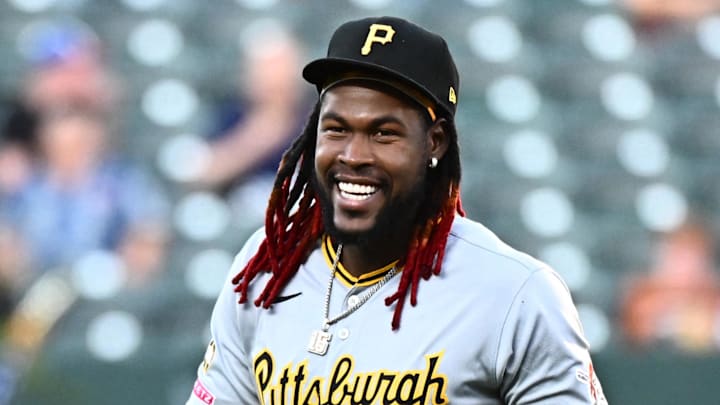 Sep 9, 2025; Baltimore, Maryland, USA; Pittsburgh Pirates outfielder Oneil Cruz (15) warms up on the field before the game between the Baltimore Orioles and the Pittsburgh Pirates at Oriole Park at Camden Yards. Mandatory Credit: James A. Pittman-Imagn Images Sep 9, 2025; Baltimore, Maryland, USA; Pittsburgh Pirates outfielder Oneil Cruz (15) warms up on the field before the game between the Baltimore Orioles and the Pittsburgh Pirates at Oriole Park at Camden Yards. Mandatory Credit: James A. Pittman-Imagn Images