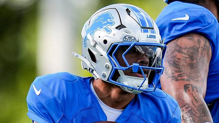 Detroit Lions running back Sione Vaki (33). Detroit Lions running back Sione Vaki (33).