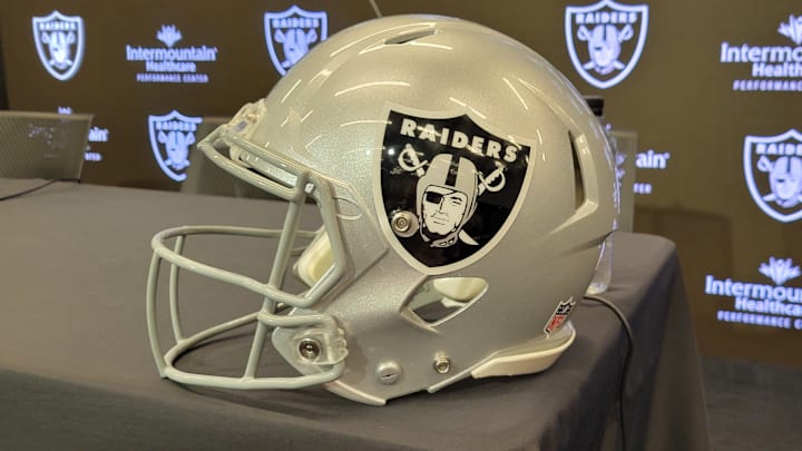 Las Vegas Raiders Iconic Helmet
