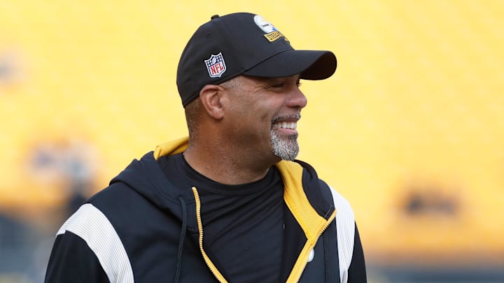 Former Wisconsin Badgers running back Eddie Faulkner is joining the Baltimore Ravens staff after previously coaching for the Pittsburgh Steelers.