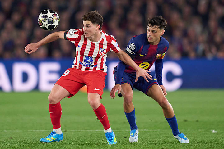 胡利安·阿尔瓦雷斯，佩德里。