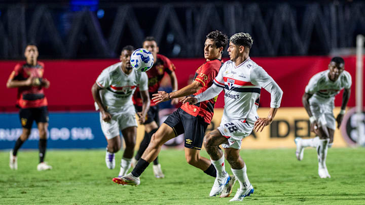 Jogo reúne dois times que vivem boa fase