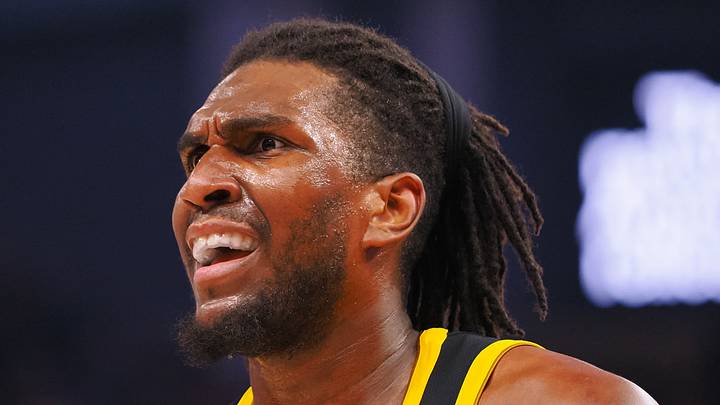 Kevon Looney has signed with the Lakers