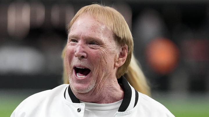 Aug 27, 2026; Paradise, Nevada, USA; Las Vegas Raiders owner Mark Davis reacts during the game against the San Francisco 49ers at Allegiant Stadium. Mandatory Credit: Kirby Lee-Imagn Images Aug 27, 2026; Paradise, Nevada, USA; Las Vegas Raiders owner Mark Davis reacts during the game against the San Francisco 49ers at Allegiant Stadium. Mandatory Credit: Kirby Lee-Imagn Images