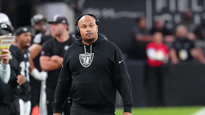 Las Vegas Raiders head coach Antonio Pierce watches play against the Cleveland Browns during the second quarter at Allegiant Stadium.