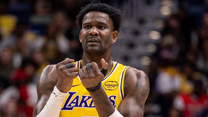 Los Angeles Lakers, Deandre Ayton