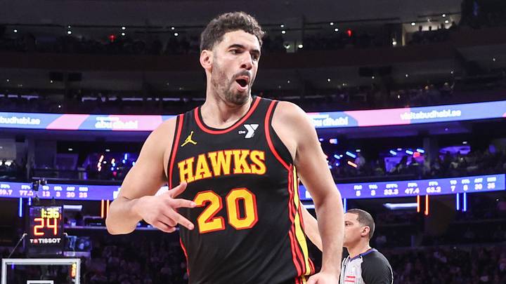 Feb 12, 2025; New York, New York, USA; Atlanta Hawks forward Georges Niang (20) gestures to the fans after making a three point shot in the third quarter against the New York Knicks at Madison Square Garden. Mandatory Credit: Wendell Cruz-Imagn Images Feb 12, 2025; New York, New York, USA; Atlanta Hawks forward Georges Niang (20) gestures to the fans after making a three point shot in the third quarter against the New York Knicks at Madison Square Garden. Mandatory Credit: Wendell Cruz-Imagn Images