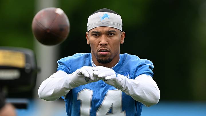 Jun 17, 2026; Detroit, MI, USA; Detroit Lions wide receiver Amon-Ra St. Brown (14) practices catching footballs off a machine during the Detroit Lions veteran’s minicamp at the Allen Park Training Facility. Mandatory Credit: Lon Horwedel-Imagn Images Jun 17, 2026; Detroit, MI, USA; Detroit Lions wide receiver Amon-Ra St. Brown (14) practices catching footballs off a machine during the Detroit Lions veteran’s minicamp at the Allen Park Training Facility. Mandatory Credit: Lon Horwedel-Imagn Images