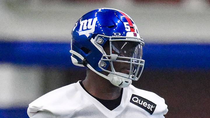 New York Giants defensive end Chauncey Golston