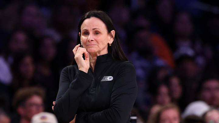 May 15, 2026; Los Angeles, California, USA;  Toronto Tempo head coach Sandy Brondello watches the game from the sideline during the third quarter against the Los Angeles Sparks at Crypto.com Arena. Mandatory Credit: Kiyoshi Mio-Imagn Images