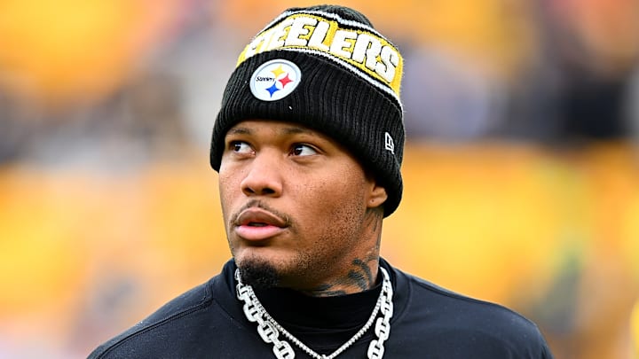 Washington Commanders defensive end Preston Smith