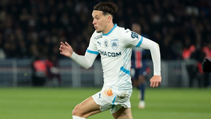 Amar Dedic est arrivé au mercato d'hiver à Marseille. Amar Dedic est arrivé au mercato d'hiver à Marseille.