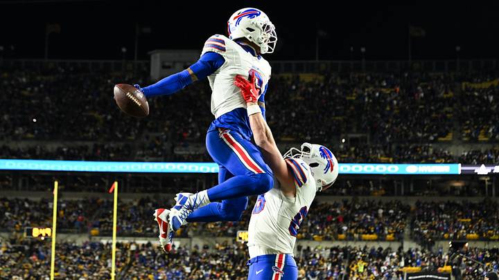 Buffalo Bills wide receiver Keon Coleman (0) celebrates with Buffalo Bills tight end Dawson Knox (88) after scoring a touchdown during the third quarter against the Pittsburgh Steelers at Acrisure Stadium. Buffalo Bills wide receiver Keon Coleman (0) celebrates with Buffalo Bills tight end Dawson Knox (88) after scoring a touchdown during the third quarter against the Pittsburgh Steelers at Acrisure Stadium.