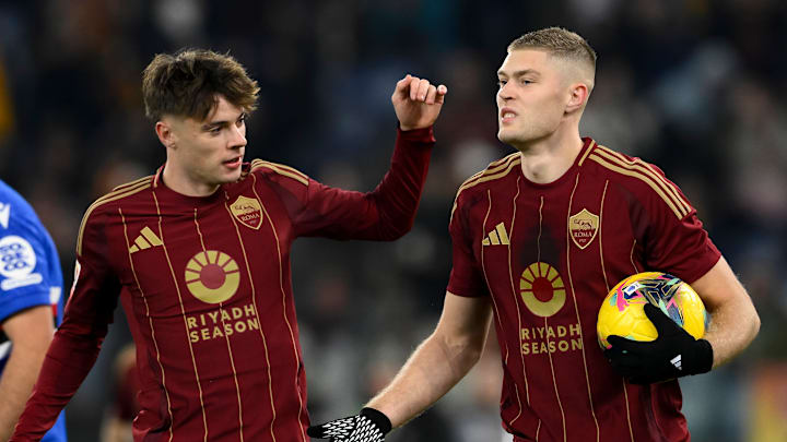 Nicola Zalewski (l.) und Artem Dovbyk (r.)