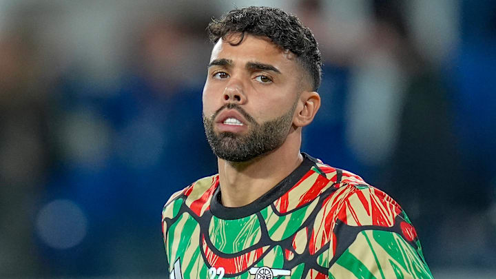 Arsenal's goalkeeper made a double save to deny Mateo Retegui. Arsenal's goalkeeper made a double save to deny Mateo Retegui.