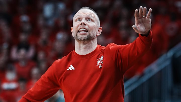 Louisville head coach Pat Kelsey instructs his team against Pittsburgh during their game at the KFC Yum! Center in Louisville, Ky. on Mar. 1, 2025.