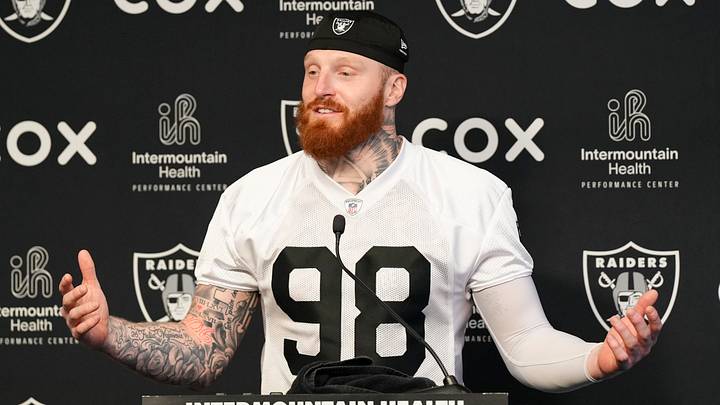 Las Vegas Raiders DE Maxx Crosby Las Vegas Raiders DE Maxx Crosby