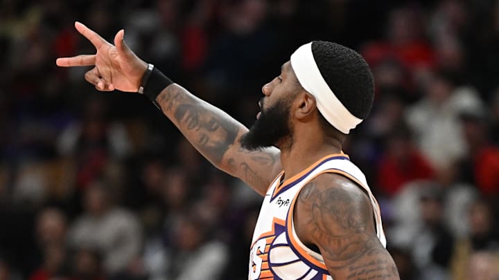 Mar 13, 2026; Toronto, Ontario, CAN; Phoenix Suns forward Royce O'Neale (00) gestures after making a three point basket against the Toronto Raptors in the second half at Scotiabank Arena. Mandatory Credit: Dan Hamilton-Imagn Images Mar 13, 2026; Toronto, Ontario, CAN; Phoenix Suns forward Royce O'Neale (00) gestures after making a three point basket against the Toronto Raptors in the second half at Scotiabank Arena. Mandatory Credit: Dan Hamilton-Imagn Images
