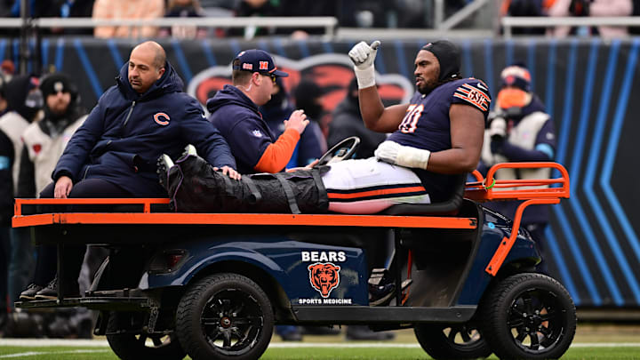 It was this scene last December that left Braxton Jones trying to rehab all offseason and behind to start out camp.