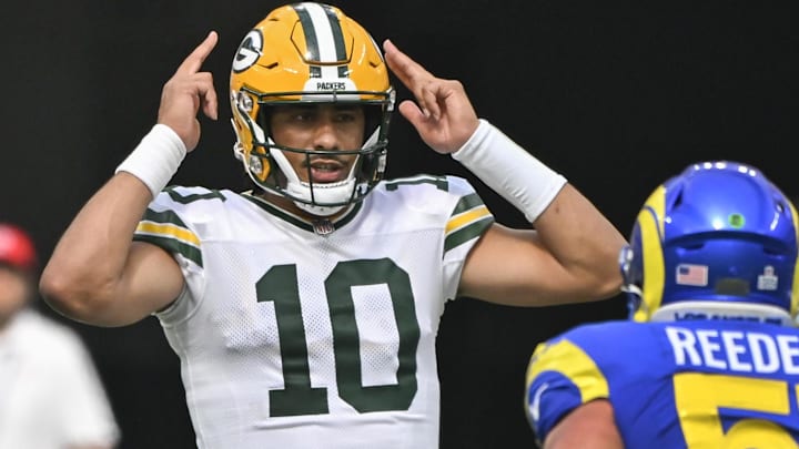 Green Bay Packers quarterback Jordan Love (10) calls a play against the Los Angeles Rams in 2024.