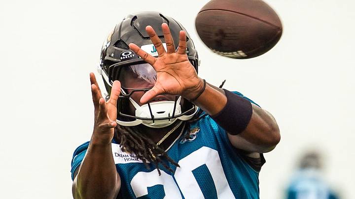 Jacksonville Jaguars running back Deejay Dallas (20) hauls in a pass during the second day of minicamp at the Miller Electric Center, Wednesday, June 10, 2026, in Jacksonville.