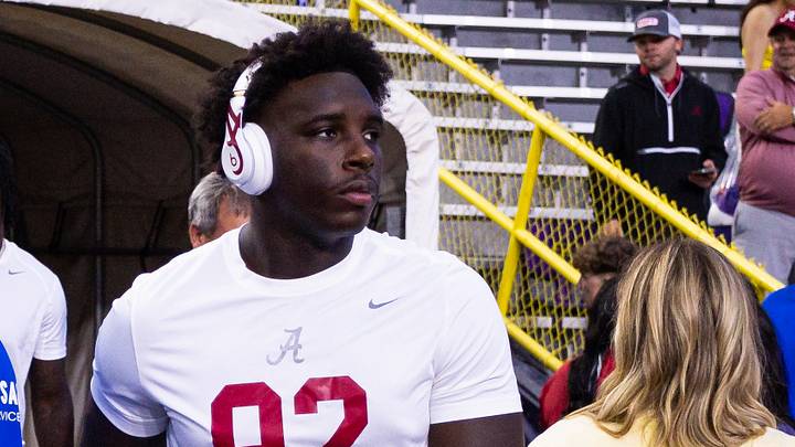 Nov 9, 2024; Baton Rouge, Louisiana, USA; Alabama Crimson Tide defensive lineman Jeremiah Beaman (92) walks out of the locker room to warm up before the game against the LSU Tigers at Tiger Stadium. Mandatory Credit: Stephen Lew-Imagn Images