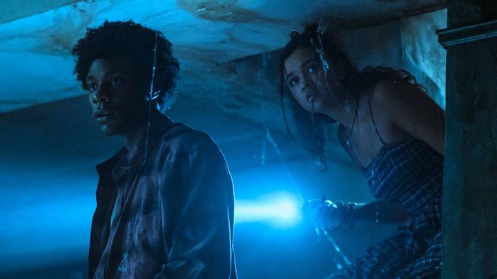 Outer Banks. (L to R) Jonathan Daviss as Pope, Madison Bailey as Kiara in episode 505 of Outer Banks Outer Banks. (L to R) Jonathan Daviss as Pope, Madison Bailey as Kiara in episode 505 of Outer Banks
