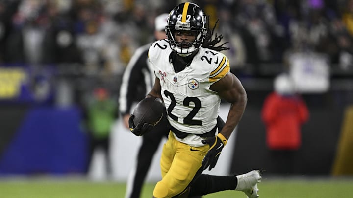 Dec 21, 2024; Baltimore, Maryland, USA;  Pittsburgh Steelers running back Najee Harris (22) rushes during  the second half against the Baltimore Ravens at M&T Bank Stadium. Mandatory Credit: Tommy Gilligan-Imagn Images