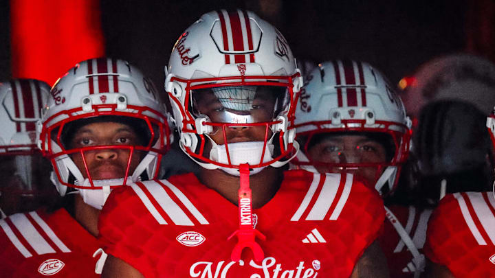 Aug 28, 2025; Raleigh, North Carolina, USA; North Carolina State Wolfpack tight end Justin Joly (7) looks on during the warmups prior to the game against East Carolina Pirates at Carter-Finley Stadium. Mandatory Credit: Jaylynn Nash-Imagn Images Aug 28, 2025; Raleigh, North Carolina, USA; North Carolina State Wolfpack tight end Justin Joly (7) looks on during the warmups prior to the game against East Carolina Pirates at Carter-Finley Stadium. Mandatory Credit: Jaylynn Nash-Imagn Images
