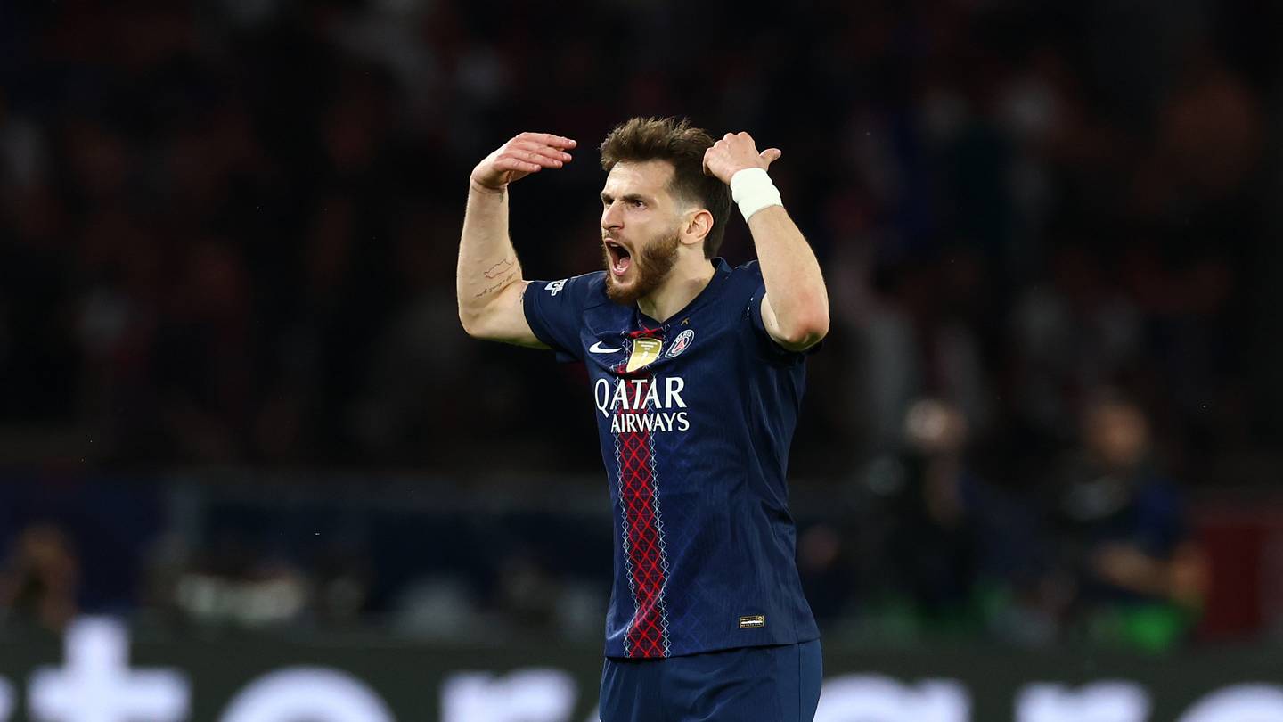 PSG - Bayern Munich : X s'enflamme après le nouveau but fou de Khvicha Kvaratskhelia en Ligue des Champions