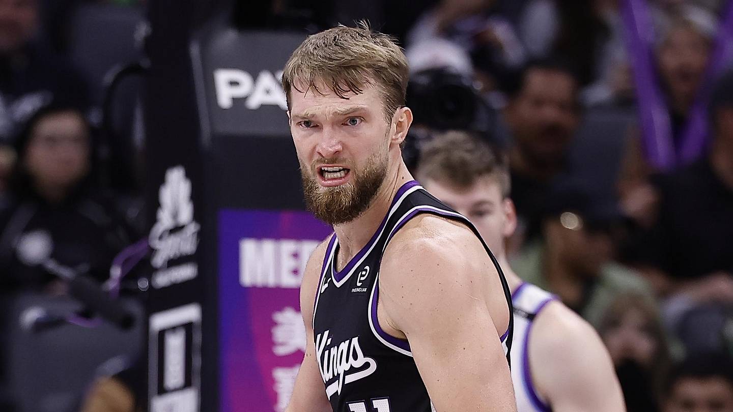 New trade rumors have the Kings and Hornets talking Domantas Sabonis