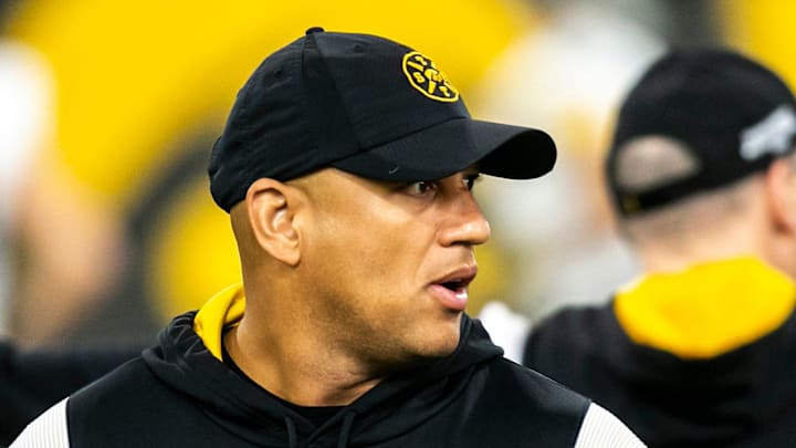 Iowa special teams coordinator LeVar Woods watches during a spring NCAA football practice, Thursday, March 30, 2023, at the University of Iowa Indoor Practice Facility in Iowa City, Iowa.