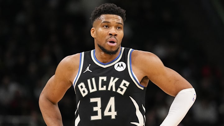 Giannis Antetokounmpo, Milwaukee Bucks Giannis Antetokounmpo, Milwaukee Bucks