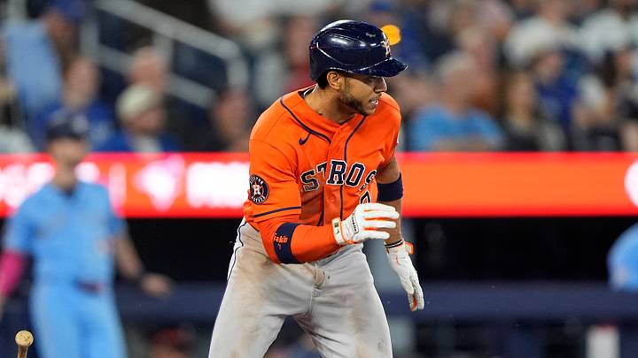 Jun 24, 2026; Toronto, Ontario, CAN; Houston Astros shortstop Jeremy Pena (3) hits an RBI single against the Toronto Blue Jays during the ninth inning at Rogers Centre. Mandatory Credit: John E. Sokolowski-Imagn Images Jun 24, 2026; Toronto, Ontario, CAN; Houston Astros shortstop Jeremy Pena (3) hits an RBI single against the Toronto Blue Jays during the ninth inning at Rogers Centre. Mandatory Credit: John E. Sokolowski-Imagn Images
