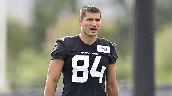 Jun 9, 2026; Houston, Texas, USA; Houston Texans wide receiver Justin Watson arrives for the team’s minicamp at Houston Methodist Training Center. Mandatory Credit: Maria Lysaker-Imagn Images Jun 9, 2026; Houston, Texas, USA; Houston Texans wide receiver Justin Watson arrives for the team’s minicamp at Houston Methodist Training Center. Mandatory Credit: Maria Lysaker-Imagn Images