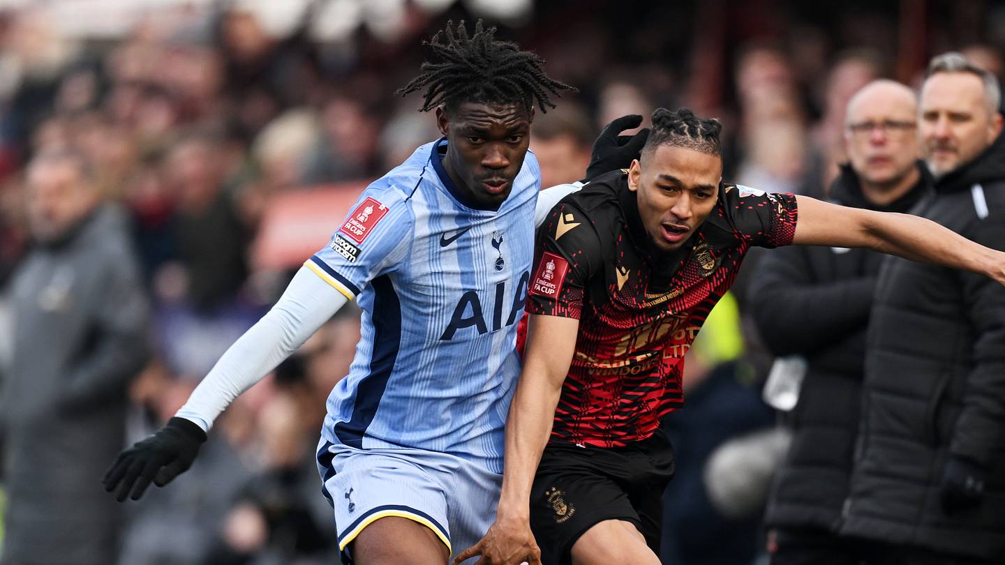 Growing Injury Tottenham adds Yves Bissouma to their growing injury list
