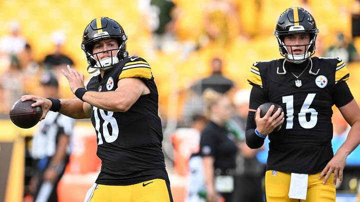 Aug 13, 2026; Pittsburgh, Pennsylvania, USA; Pittsburgh Steelers quarterbacks Will Howard (18) and Drew Allar (16) warm up for a pre-season game against the Green Bay Packers at Acrisure Stadium. Mandatory Credit: Barry Reeger-Imagn Images Aug 13, 2026; Pittsburgh, Pennsylvania, USA; Pittsburgh Steelers quarterbacks Will Howard (18) and Drew Allar (16) warm up for a pre-season game against the Green Bay Packers at Acrisure Stadium. Mandatory Credit: Barry Reeger-Imagn Images