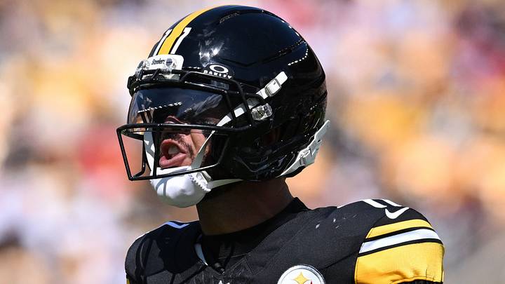 Sep 13, 2026; Pittsburgh, Pennsylvania, USA; Pittsburgh Steelers wide receiver Michael Pittman Jr. (11) lines up against the Atlanta Falcons during the second half at Acrisure Stadium. Mandatory Credit: Barry Reeger-Imagn Images