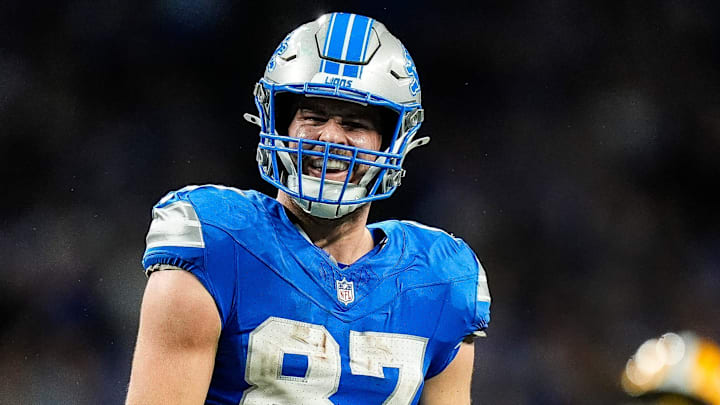 Detroit Lions tight end Sam LaPorta (87) celebrates a first down against Green Bay Packers during the second half at Ford Field in Detroit on Thursday, Dec. 5, 2024.