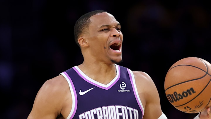 Sacramento Kings v Los Angeles Lakers