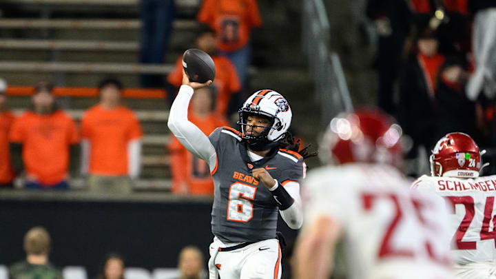 Nov 1, 2025; Corvallis, Oregon, USA; Oregon State Beavers quarterback Maalik Murphy (6) throws a pass during the second half ]against the Washington State Cougars at Reser Stadium. Mandatory Credit: Craig Strobeck-Imagn Images