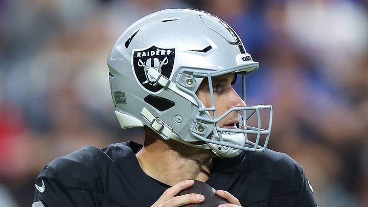Oct 18, 2026; Paradise, Nevada, USA; Las Vegas Raiders quarterback Kirk Cousins (8) looks for an open receiver against the Buffalo Bills during the fourth quarter at Allegiant Stadium. Mandatory Credit: Christopher Trim-Imagn Images Oct 18, 2026; Paradise, Nevada, USA; Las Vegas Raiders quarterback Kirk Cousins (8) looks for an open receiver against the Buffalo Bills during the fourth quarter at Allegiant Stadium. Mandatory Credit: Christopher Trim-Imagn Images
