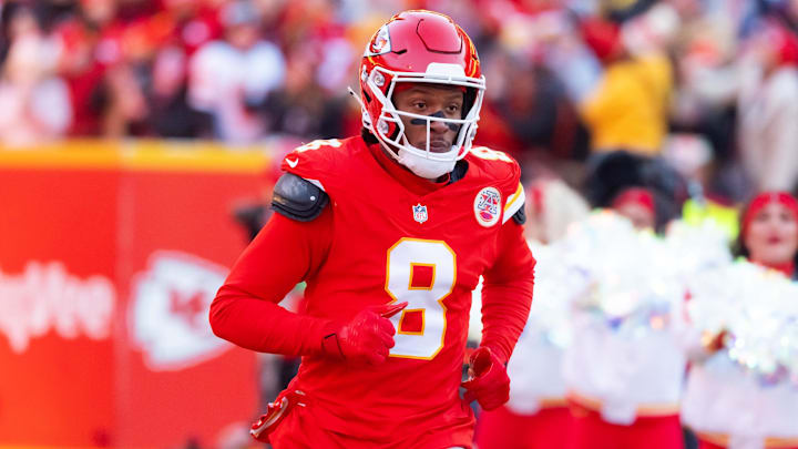 Jan 26, 2025; Kansas City, MO, USA; Kansas City Chiefs wide receiver DeAndre Hopkins (8) against the Buffalo Bills in the AFC Championship game at GEHA Field at Arrowhead Stadium. Mandatory Credit: Mark J. Rebilas-Imagn Images