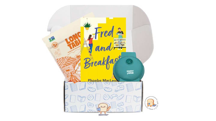 The best SIPS AND SNACKS box for book lovers. Image Credit to Read It and Eat Box. 