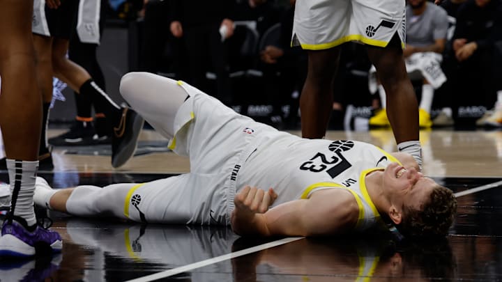 Utah Jazz  v San Antonio Spurs