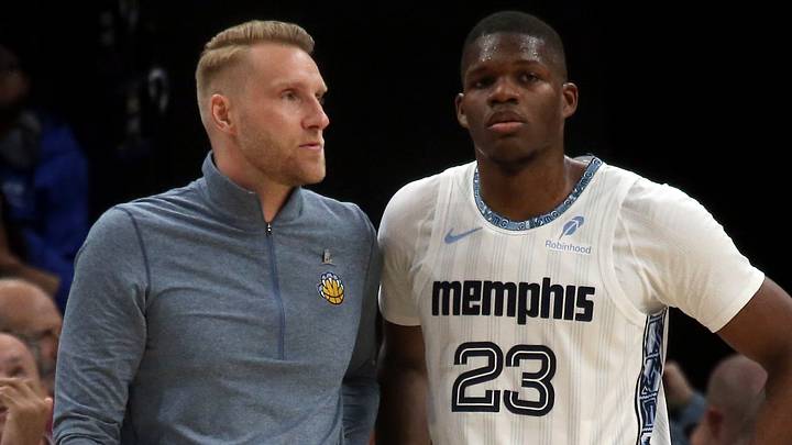 Apr 3, 2026; Memphis, Tennessee, USA; Memphis Grizzlies head coach Tuomas Iisalo talks with forward Cedric Coward (23) during the second quarter against the Toronto Raptors at FedExForum. Mandatory Credit: Petre Thomas-Imagn Images Apr 3, 2026; Memphis, Tennessee, USA; Memphis Grizzlies head coach Tuomas Iisalo talks with forward Cedric Coward (23) during the second quarter against the Toronto Raptors at FedExForum. Mandatory Credit: Petre Thomas-Imagn Images
